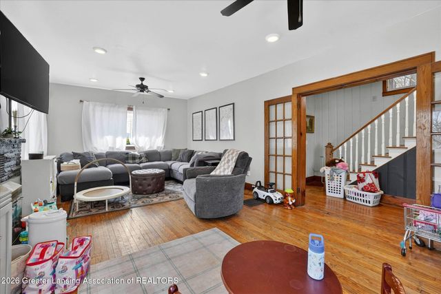 1447 E Saginaw Street, Lansing, MI 48915