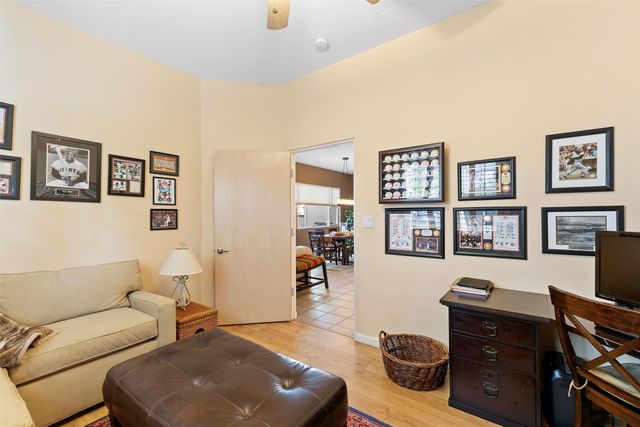 913 Circle, Los Alamos, NM 87544