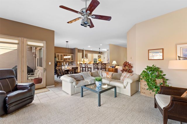 913 Circle, Los Alamos, NM 87544