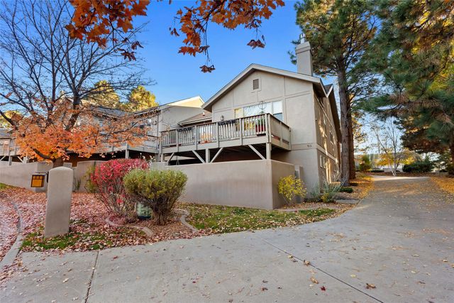 913 Circle, Los Alamos, NM 87544