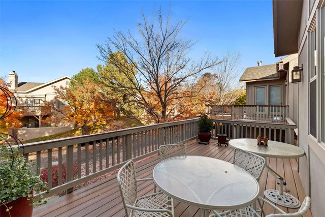 913 Circle, Los Alamos, NM 87544