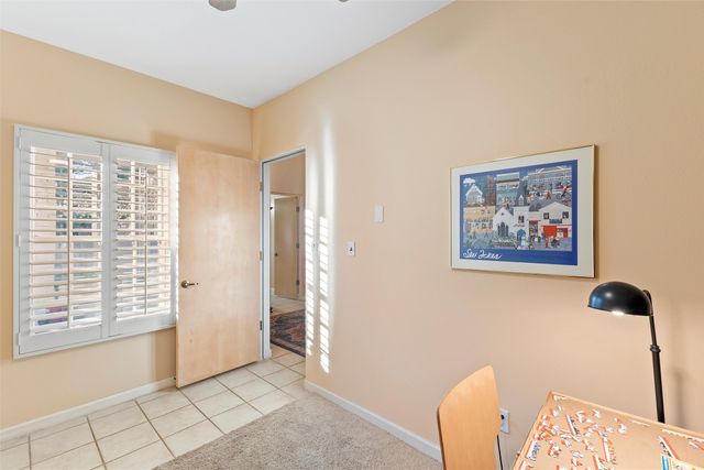 913 Circle, Los Alamos, NM 87544