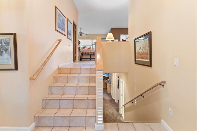 913 Circle, Los Alamos, NM 87544