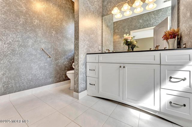 4 Lilac Springs Court, Lakewood, NJ 08701