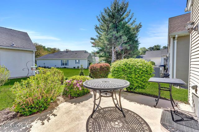 4 Lilac Springs Court, Lakewood, NJ 08701