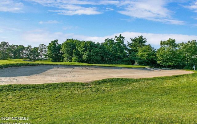 4 Lilac Springs Court, Lakewood, NJ 08701