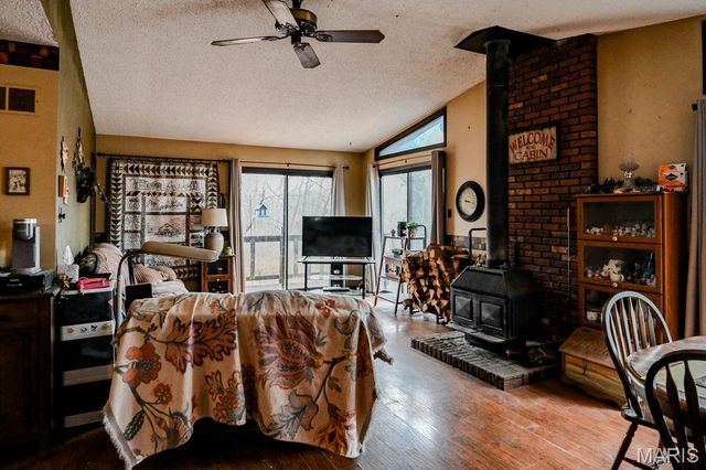 2187 Silver Springs Drive, Bonne Terre, MO 63628