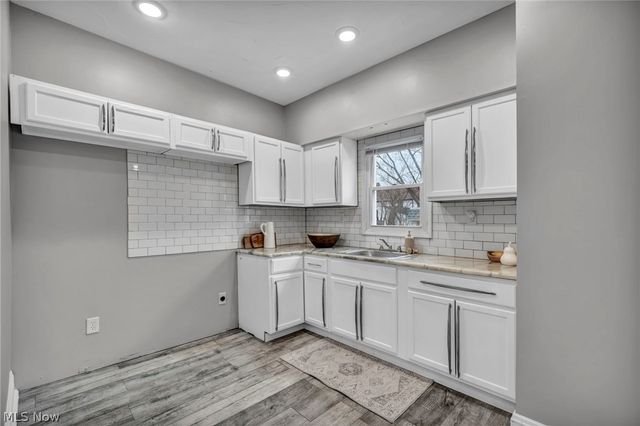 13315 Thornhurst Avenue, Garfield Heights, OH 44105