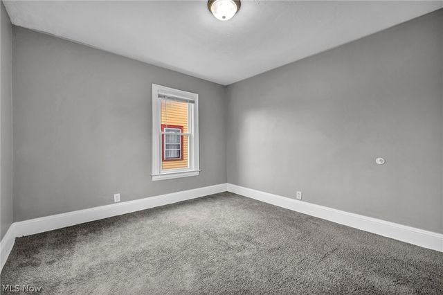 13315 Thornhurst Avenue, Garfield Heights, OH 44105