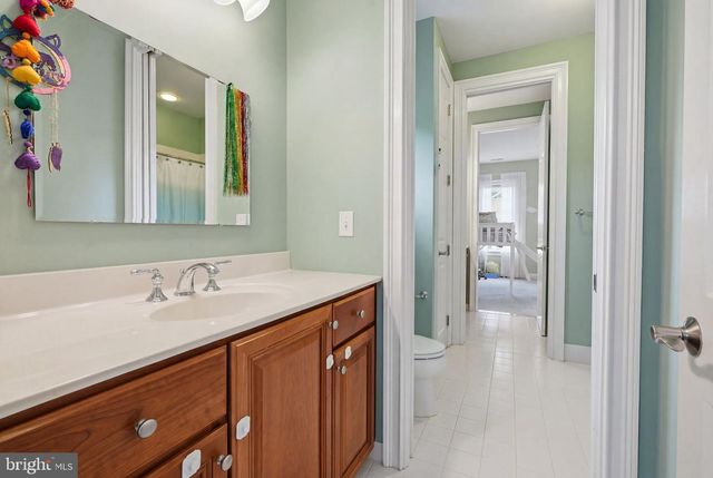 51 WORDSWORTH DR, Ivyland, PA 18974