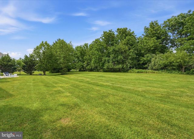 51 WORDSWORTH DR, Ivyland, PA 18974