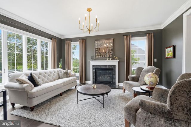 51 WORDSWORTH DR, Ivyland, PA 18974