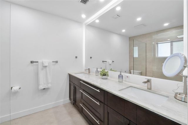 119 NW 21st Court, Wilton Manors, FL 33311