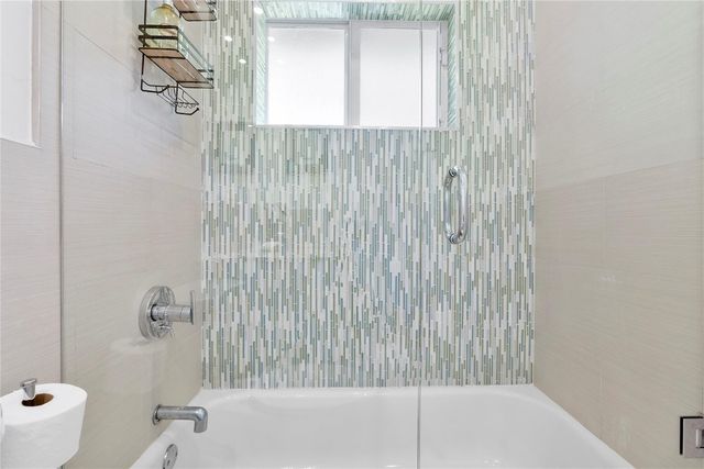 119 NW 21st Court, Wilton Manors, FL 33311