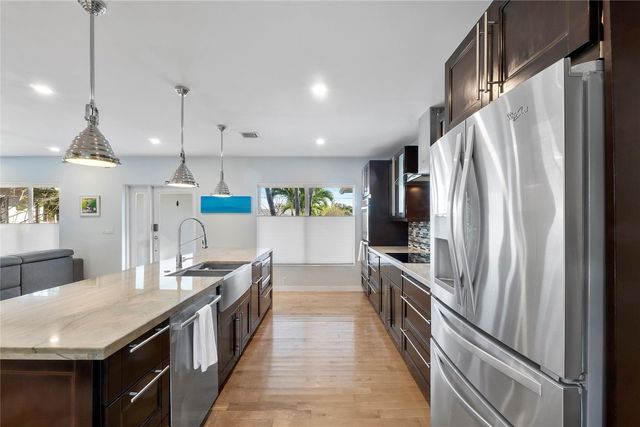 119 NW 21st Court, Wilton Manors, FL 33311