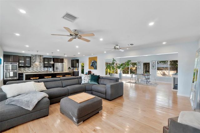 119 NW 21st Court, Wilton Manors, FL 33311