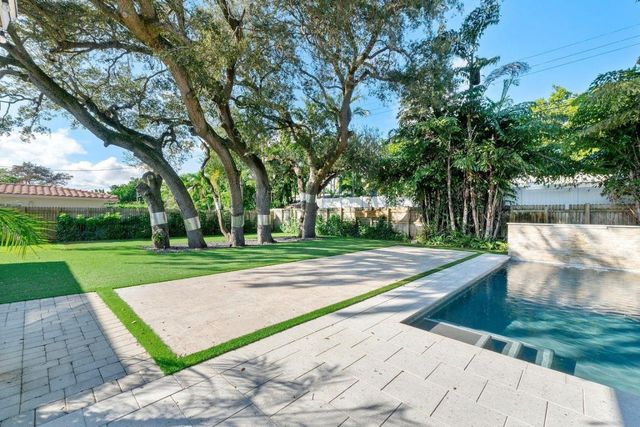 119 NW 21st Court, Wilton Manors, FL 33311