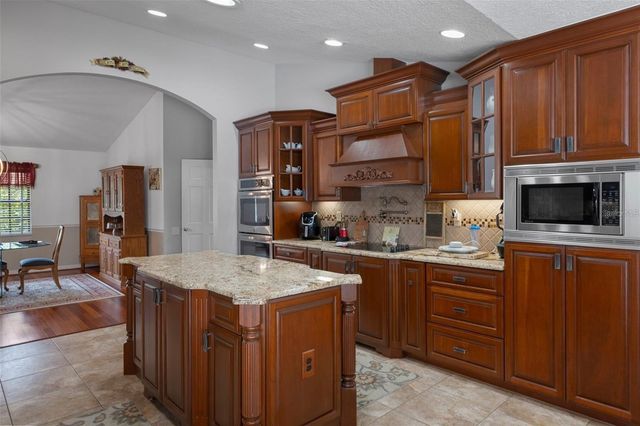 6475 LAUREL OAK DRIVE, Spring Hill, FL 34607