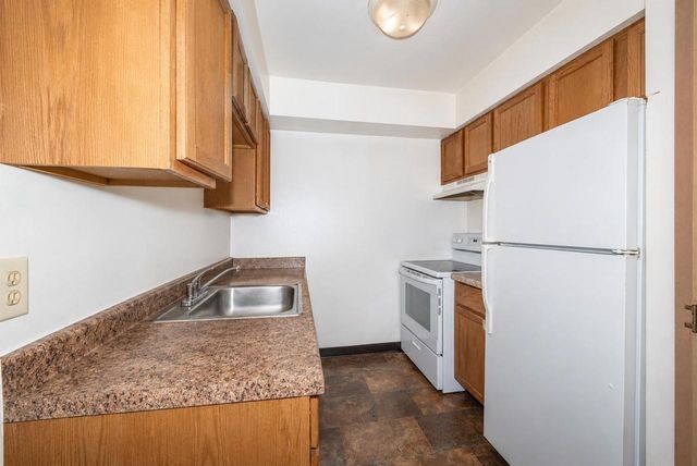 1725 Onsgard Road, Madison, WI 53704