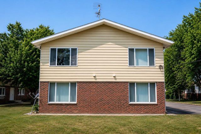 1725 Onsgard Road, Madison, WI 53704