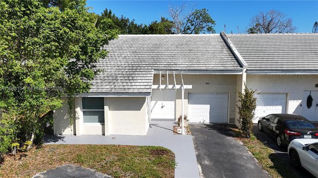 10575 La Placida Dr 10575, Coral Springs, FL 33065