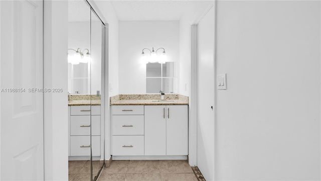 10575 La Placida Dr 10575, Coral Springs, FL 33065