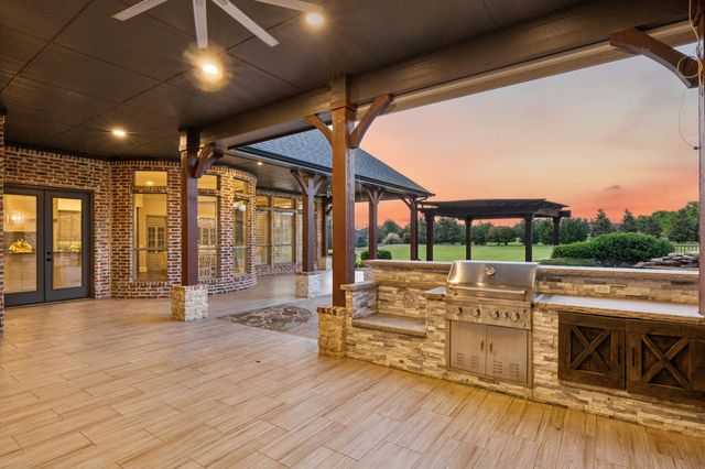 3060 Pecan Grove Lane, Celina, TX 75078