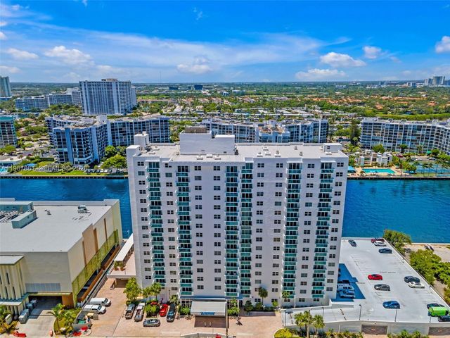 3000 S Ocean Dr 1122, Hollywood, FL 33019