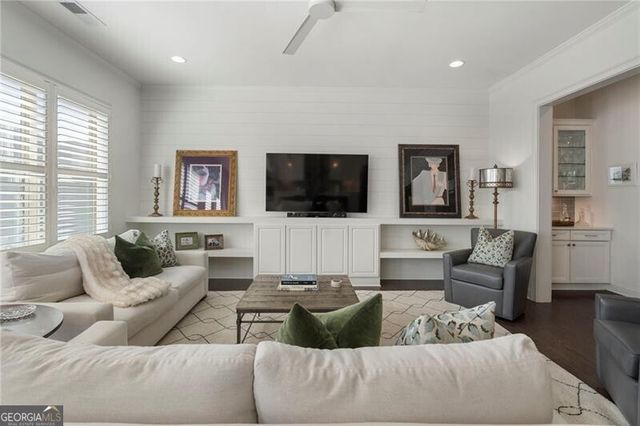 1076 Heyward Way, Alpharetta, GA 30009