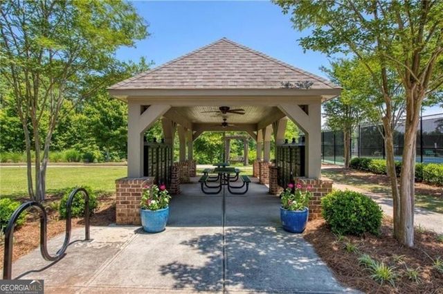 1076 Heyward Way, Alpharetta, GA 30009