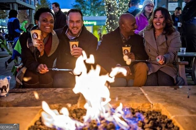 1076 Heyward Way, Alpharetta, GA 30009