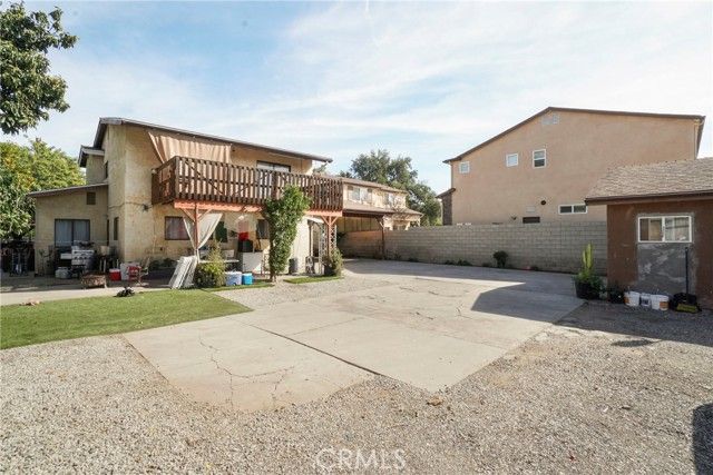 9349 Burnet Avenue, North Hills (los Angeles), CA 91343