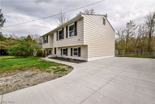 6996 Roe Boulevard, Madison, OH 44057