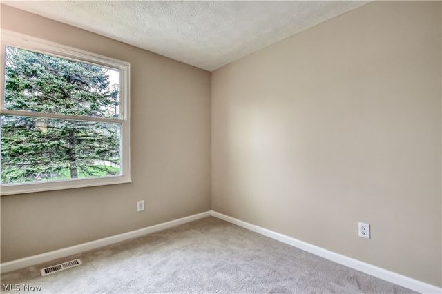 6996 Roe Boulevard, Madison, OH 44057