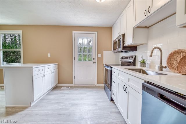 6996 Roe Boulevard, Madison, OH 44057