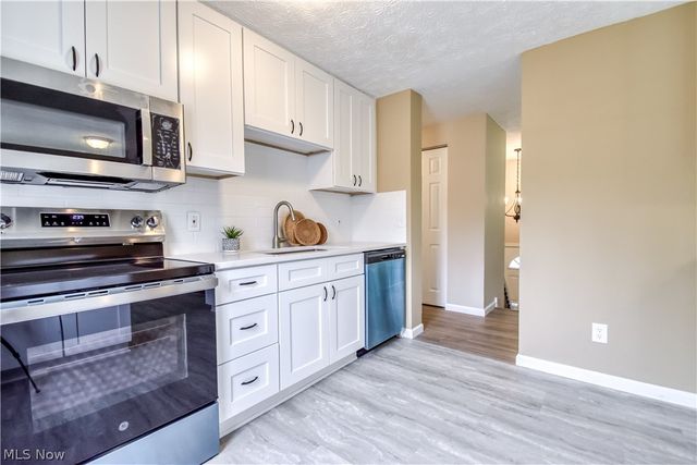 6996 Roe Boulevard, Madison, OH 44057