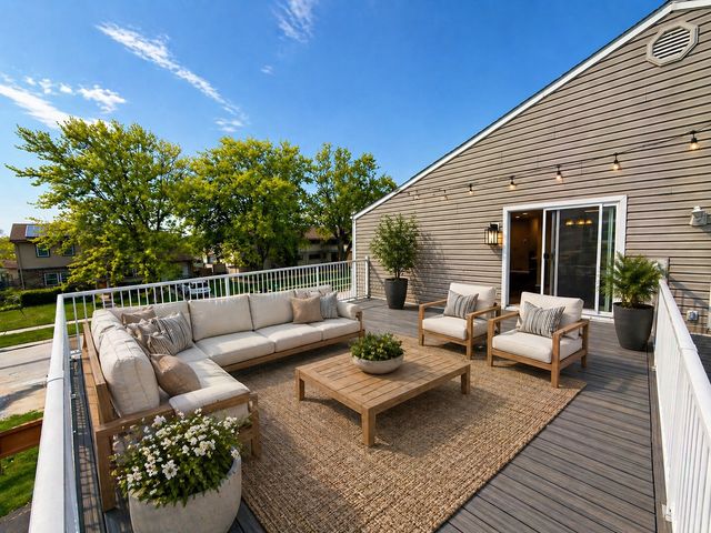 7602 159th Place 19, Tinley Park, IL 60477