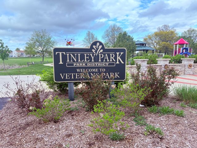 7602 159th Place 19, Tinley Park, IL 60477