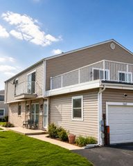 7602 159th Place 19, Tinley Park, IL 60477