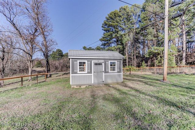 5018 W Days Road, Lake Cormorant, MS 38641
