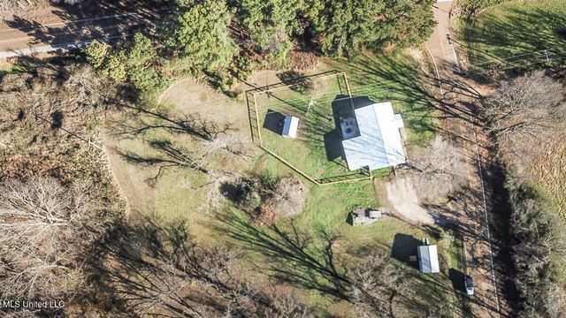 5018 W Days Road, Lake Cormorant, MS 38641