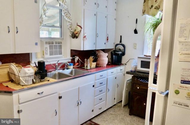 112-114 W HARRISBURG AVE, Elizabethtown, PA 17022