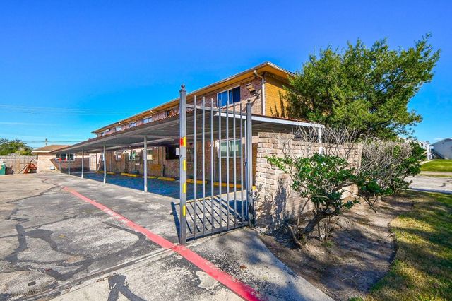 7902 Prestwood Drive 1-10, Houston, TX 77036