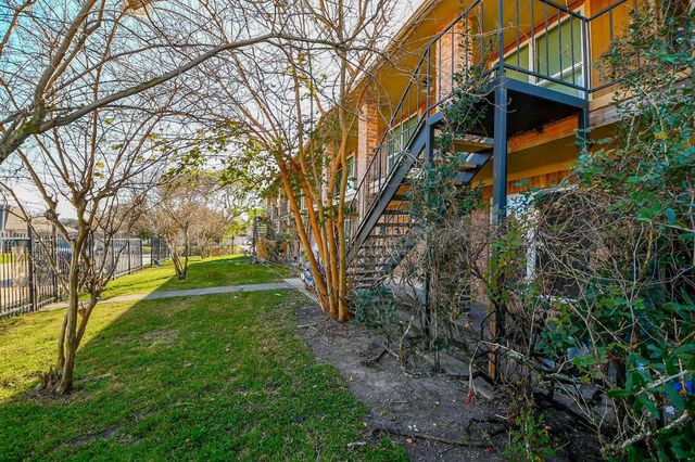 7902 Prestwood Drive 1-10, Houston, TX 77036