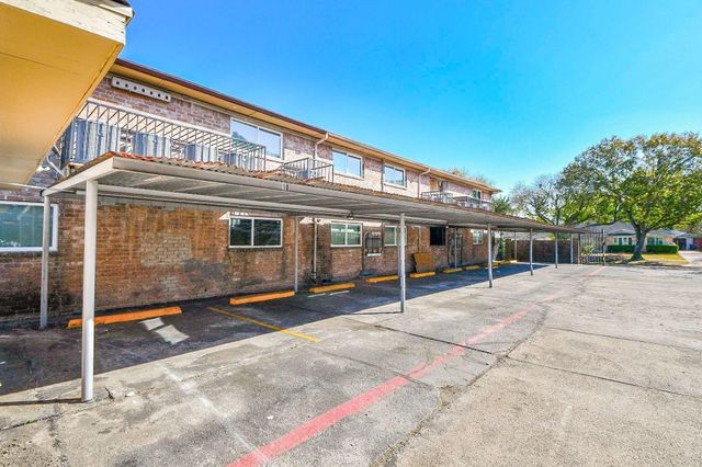 7902 Prestwood Drive 1-10, Houston, TX 77036