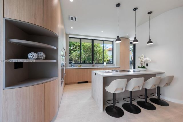 3601 SW 23rd Ter 1, Miami, FL 33145