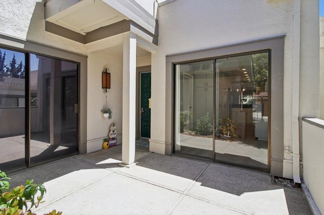 6139 Montgomery Place, San Jose, CA 95135