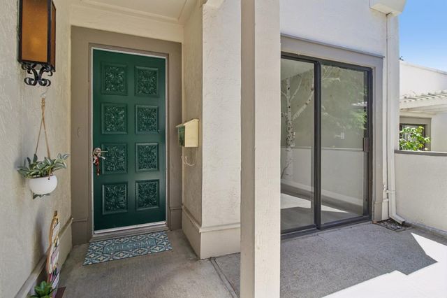 6139 Montgomery Place, San Jose, CA 95135
