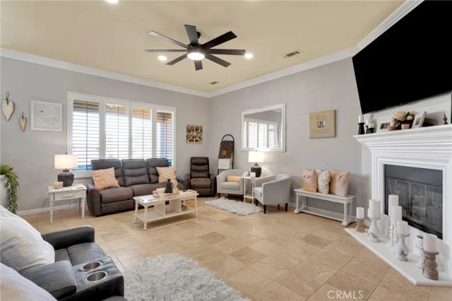 10927 Katepwa Street, Apple Valley, CA 92308