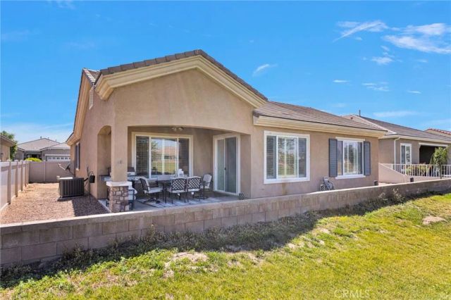 10927 Katepwa Street, Apple Valley, CA 92308